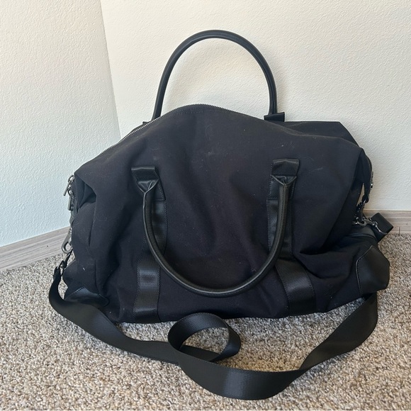 Brooks Brothers Wells Duffel | ProGolfShirts.com Brooks Brothers Wells Duffel Black Plaid Lined Travel Business Logo Cotton Bag